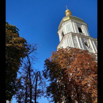 #autumn in #Kyiv - absolutely #nofilter :). #sky #blue #church #cathedral #trees #leaves #moon #sun